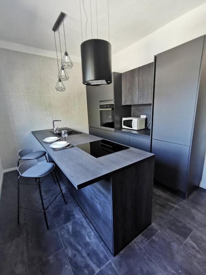 Oasis In The City Near Amfiteatar,Free Parking And Free Wi-Fi Pula Exterior photo